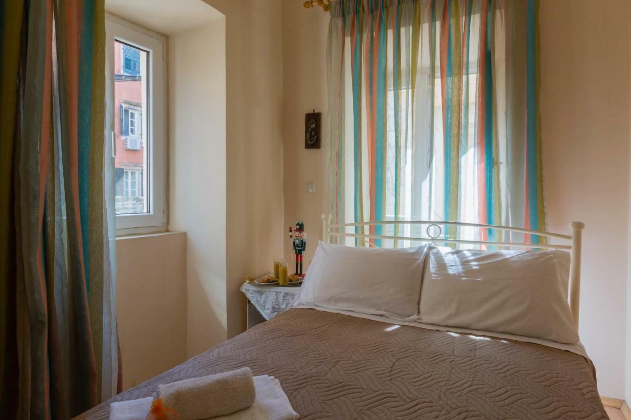 Heart Of The Old Town Apartment Corfu  Exterior foto